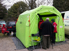 Gloucestershire Fire & Rescue demonstrate their Alpin stretcher.