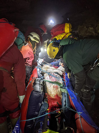 The stretcher was encased in the SMWCRT floating stretcher for the wetter sections.