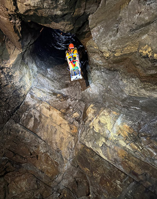 Ruth Lee heaading for the surface The stretcher being hauled up the shaft